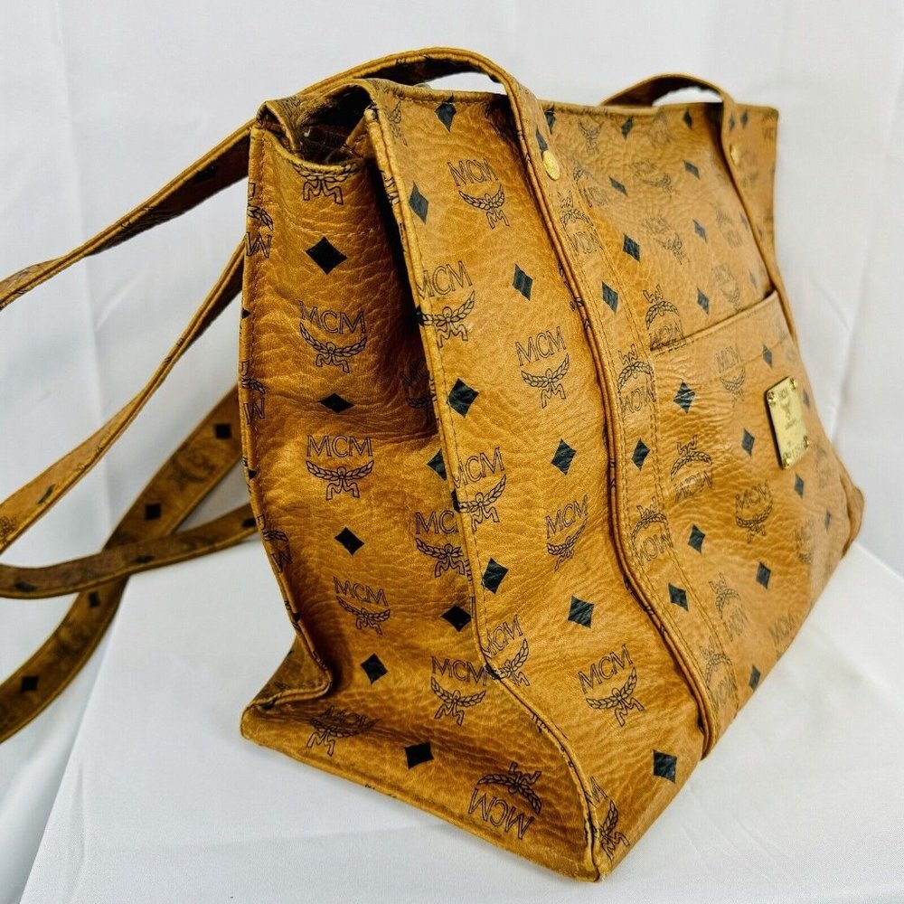 MCM Logo Pattern Visitos Shoulder Bag Tote Authentic Excellent Clean Condition - Picture 5 of 16